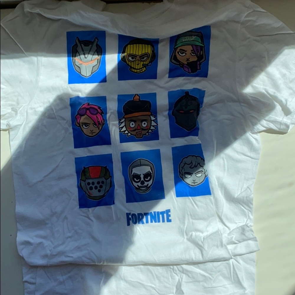 Fortnite tee